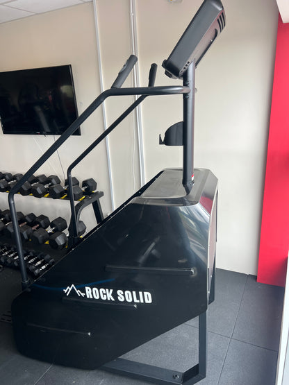 STAIR CLIMBER MACHINE