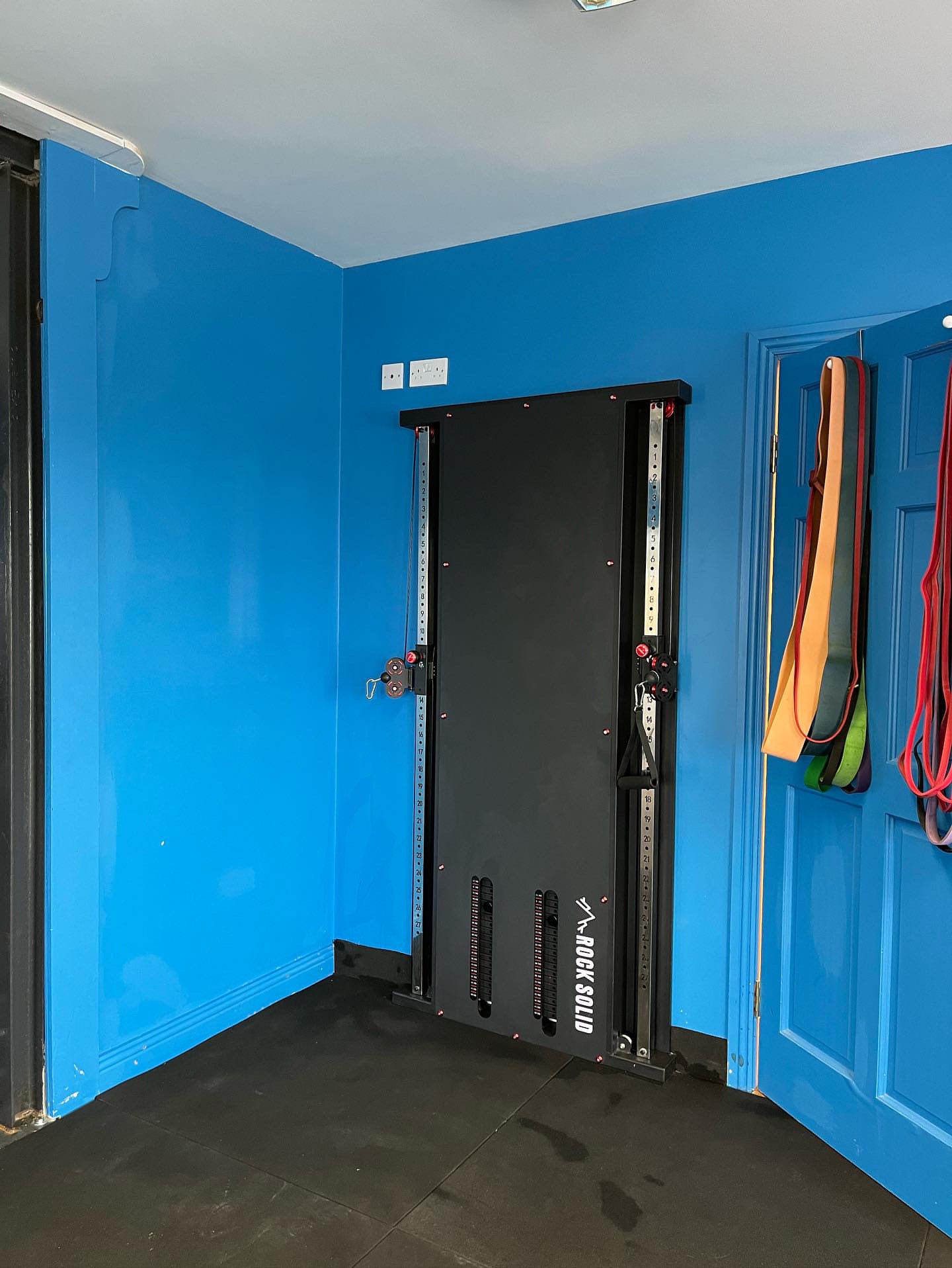 Rock Solid Fitness Equipment Weight Lifting Machines & Racks SLIMLINE DUAL CABLE PULLEY MACHINE