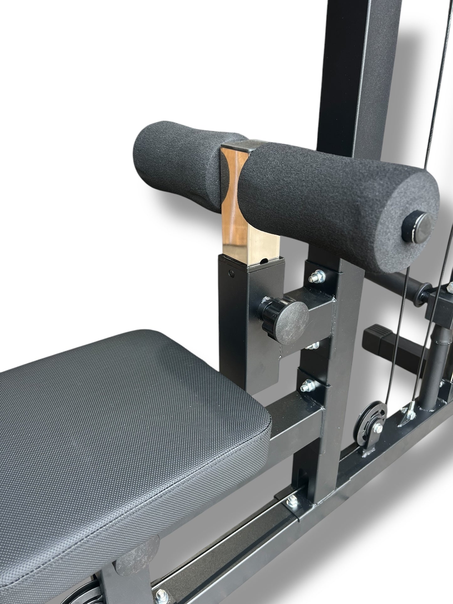 LAT PULL DOWN/LOW ROW COMBO MACHINE